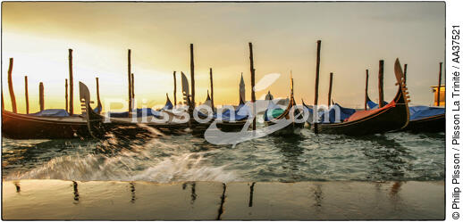 Grande marée à Venise - © Philip Plisson / Plisson La Trinité / AA37521 - Nos reportages photos - Venise sous tous les angles