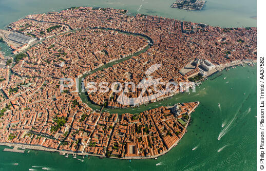 Venise - © Philip Plisson / Plisson La Trinité / AA37582 - Nos reportages photos - Venise sous tous les angles