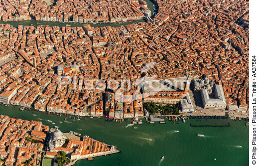 Venise - © Philip Plisson / Plisson La Trinité / AA37584 - Nos reportages photos - Vue aérienne