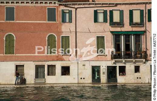 Grande marée à Venise - © Philip Plisson / Plisson La Trinité / AA37712 - Nos reportages photos - Marée