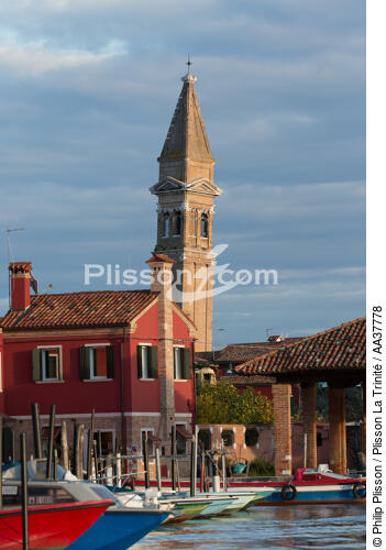 Island of Burano [AT] - © Philip Plisson / Plisson La Trinité / AA37778 - Photo Galleries - Canaval of Venice