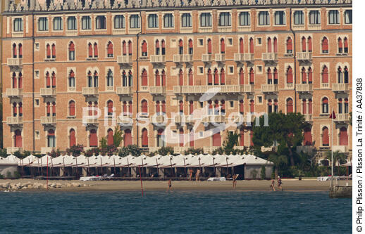 Le Lido - © Philip Plisson / Plisson La Trinité / AA37838 - Nos reportages photos - La Lagune de Venise
