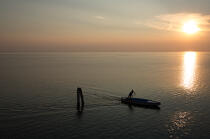 Dans la lagune de venise © Philip Plisson / Plisson La Trinité / AA37852 - Nos reportages photos - Lagune de Venise