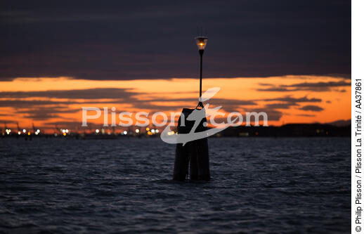 Dans la lagune de venise - © Philip Plisson / Plisson La Trinité / AA37861 - Nos reportages photos - Lagune de Venise