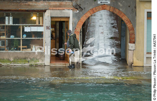 Acqua alta à Venise - © Philip Plisson / Plisson La Trinité / AA37941 - Nos reportages photos - Acqua alta à Venise