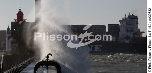 Le Havre en Normandie - © Philip Plisson / Plisson La Trinité / AA39882 - Nos reportages photos - Vague