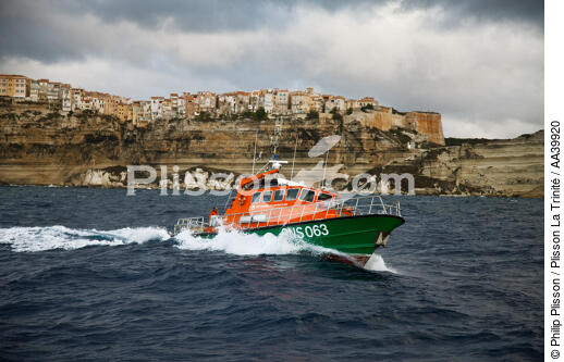 Rescue at sea - © Philip Plisson / Plisson La Trinité / AA39920 - Photo Galleries - Lifesaving at sea
