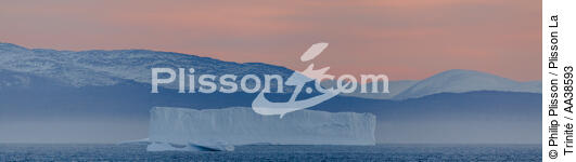 Sur la côte ouest du Groenland - © Philip Plisson / Plisson La Trinité / AA38593 - Nos reportages photos - Panoramique horizontal