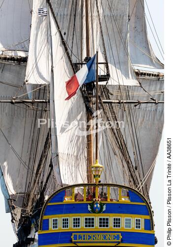 L'Hermione at sea - © Philip Plisson / Plisson La Trinité / AA38651 - Photo Galleries - Ground shot