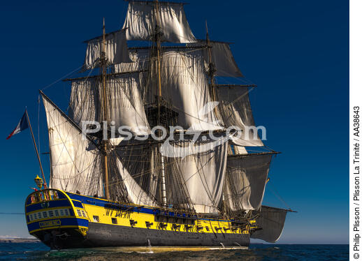 L'Hermione at sea - © Philip Plisson / Plisson La Trinité / AA38643 - Photo Galleries - Sailing boat