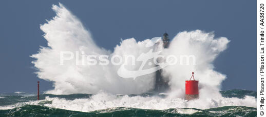 Le Phare du Four - © Philip Plisson / Plisson La Trinité / AA38720 - Nos reportages photos - Signalisation maritime