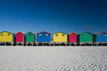 © Philip Plisson / Plisson La Trinité / AA38881 Muizenberg beach - Nos reportages photos - Cabine de plage