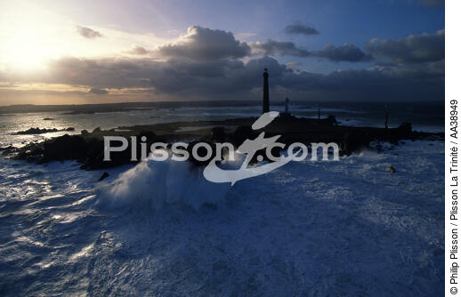 Ile Vierge lighthouse - © Philip Plisson / Plisson La Trinité / AA38949 - Photo Galleries - Weather