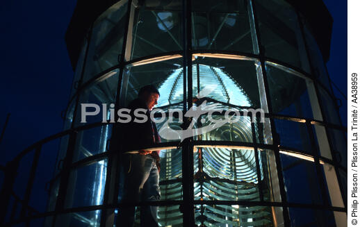 Pen Men lighthouse - © Philip Plisson / Plisson La Trinité / AA38959 - Photo Galleries - Maritime Signals