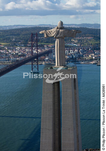 Lisbonne - © Philip Plisson / Plisson La Trinité / AA38981 - Nos reportages photos - Lisbonne