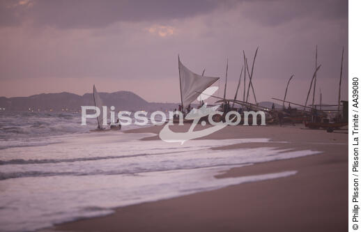 Jangaderos - © Philip Plisson / Plisson La Trinité / AA39080 - Photo Galleries - Maritime activity