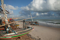 © Philip Plisson / Plisson La Trinité / AA39116 Jangaderos - Nos reportages photos - Pêcheur du monde
