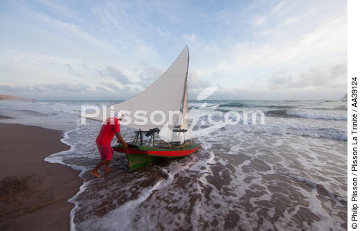Jangaderos - © Philip Plisson / Plisson La Trinité / AA39124 - Photo Galleries - Fishermen of the world