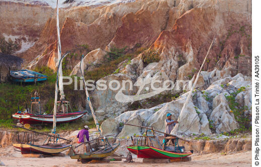  - © Philip Plisson / Plisson La Trinité / AA39105 - Photo Galleries - Fishermen of the world