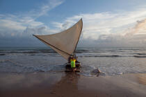© Philip Plisson / Plisson La Trinité / AA39115 Jangaderos - Nos reportages photos - Pêcheur du monde