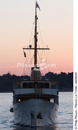 Fair Lady - © Philip Plisson / Plisson La Trinité / AA39245 - Photo Galleries - Boat