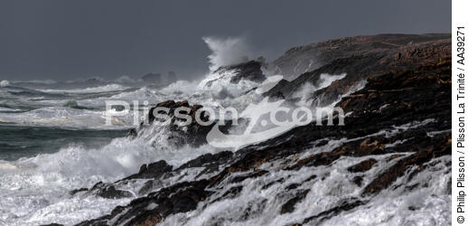 Côte sauvage de Quiberon - © Philip Plisson / Plisson La Trinité / AA39271 - Photo Galleries - Storms
