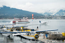 © Philip Plisson / Plisson La Trinité / AA39314 Vancouver - Photo Galleries - Air transport