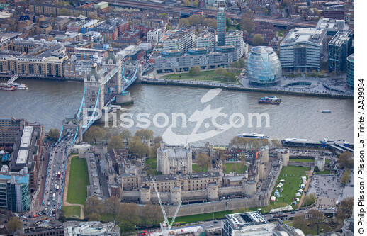 London - © Philip Plisson / Plisson La Trinité / AA39334 - Photo Galleries - Color