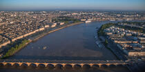 © Philip Plisson / Plisson La Trinité / AA39933 Bordeaux - Nos reportages photos - Gironde