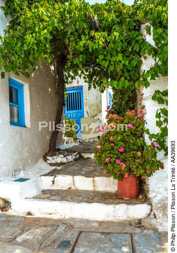 The Cyclades on the Aegean Sea - © Philip Plisson / Plisson La Trinité / AA39693 - Photo Galleries - Foreign country