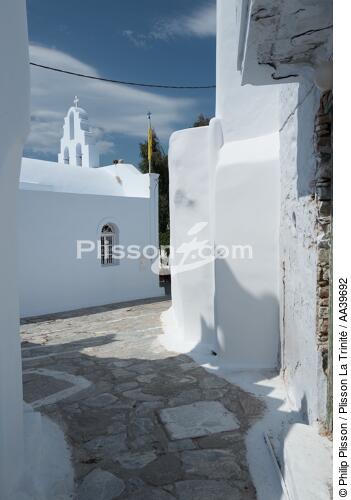 The Cyclades on the Aegean Sea - © Philip Plisson / Plisson La Trinité / AA39692 - Photo Galleries - Vertical