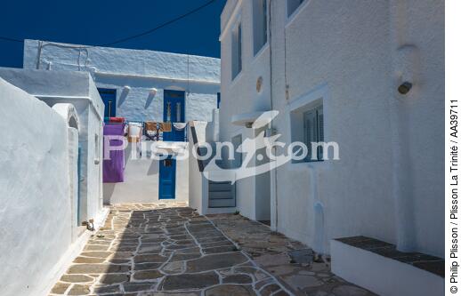 The Cyclades on the Aegean Sea - © Philip Plisson / Plisson La Trinité / AA39711 - Photo Galleries - Foreign country