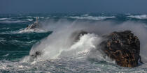 © Philip Plisson / Plisson La Trinité / AA39426 La côte finistérienne pendant la tempête Zeus en 2017 - Nos reportages photos - Bretagne