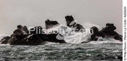 Finistère coast during Zeus storm in 2017 - © Philip Plisson / Plisson La Trinité / AA39424 - Photo Galleries - Storm at sea