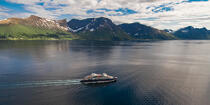 The liner Le Lapérouse in Norwegian waters © Philip Plisson / Plisson La Trinité / AA39587 - Photo Galleries - Maritime activity