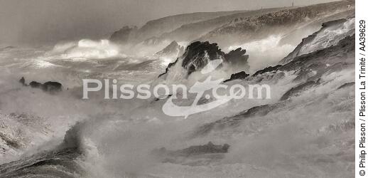 Tempête sur les côtes bretonnes - © Philip Plisson / Plisson La Trinité / AA39629 - Nos reportages photos - Philip Plisson