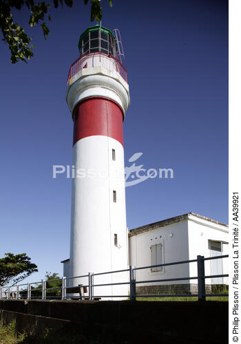 Le phare de Bel Air à Sainte-Suzanne sur l'île de la Réunion - © Philip Plisson / Plisson La Trinité / AA39921 - Nos reportages photos - Vue non aérienne