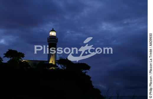 Le phare de Bel Air à Sainte-Suzanne sur l'île de la Réunion - © Philip Plisson / Plisson La Trinité / AA39930 - Nos reportages photos - Signalisation maritime