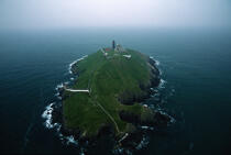 © Philip Plisson / Plisson La Trinité / AA39877 Le phare de Ballycotton dans le comté de Cork en Irlande - Nos reportages photos - Horizontal
