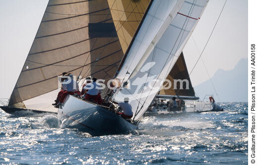 CroisementTomahawk et Freedom - © Guillaume Plisson / Plisson La Trinité / AA00158 - Photo Galleries - Sailing boat