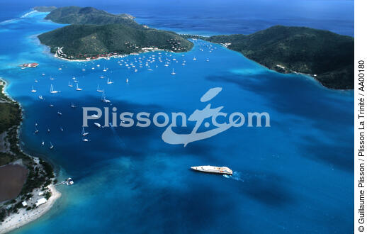 Le paquebot Le Levant aux Antilles . - © Guillaume Plisson / Plisson La Trinité / AA00180 - Photo Galleries - Big Cruises