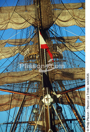 Mâture de l'Amerigo Vespucci, trois mâts carré de la flotte italienne. - © Philip Plisson / Plisson La Trinité / AA00535 - Photo Galleries - Three-masted square-rigged ship