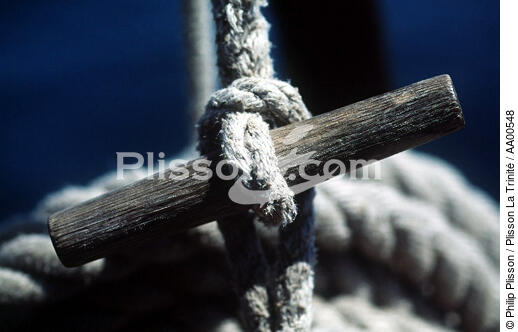Noeud marin sur le HMS Rose. - © Philip Plisson / Plisson La Trinité / AA00548 - Nos reportages photos - Bout