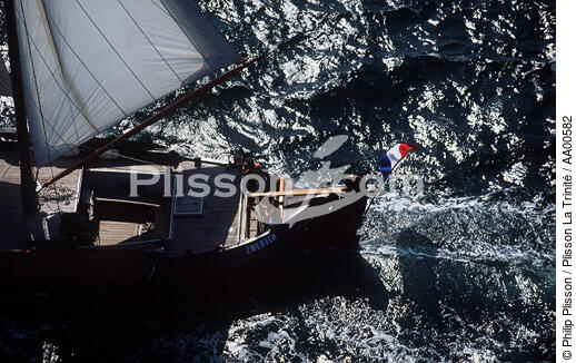 Livarde néerlandaise. - © Philip Plisson / Plisson La Trinité / AA00582 - Photo Galleries - Dutch Sprit-rigged boat