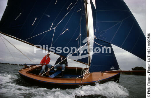 Cotre en manoeuvre. - © Philip Plisson / Plisson La Trinité / AA00586 - Nos reportages photos - Yachting