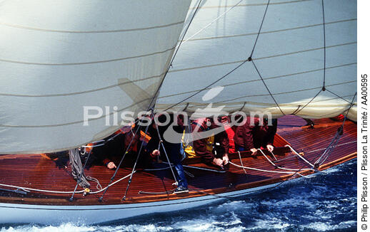 Manoeuvre sur un voilier. - © Philip Plisson / Plisson La Trinité / AA00595 - Nos reportages photos - Horizontal