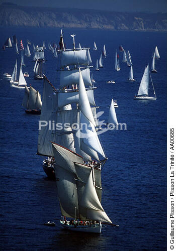 Grands voiliers pendant Brest 96. - © Guillaume Plisson / Plisson La Trinité / AA00685 - Nos reportages photos - Rassemblement
