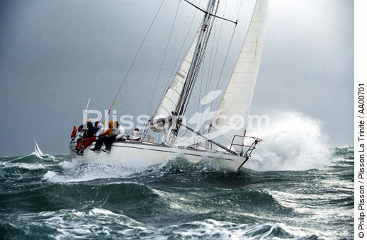 Swell during the 1994 Spi Ouest France. - © Philip Plisson / Plisson La Trinité / AA00701 - Photo Galleries - Plage de Donnant