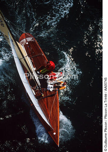 Vue aérienne du championnat du monde de 5,5 m. - © Guillaume Plisson / Plisson La Trinité / AA00745 - Photo Galleries - Nautical terms