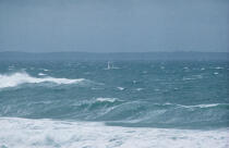 Voilier perdu dans les vagues. © Philip Plisson / Plisson La Trinité / AA00911 - Photo Galleries - Storm at sea